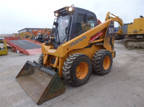 Mustang 2076 skid steer loader: Specifications and technical data